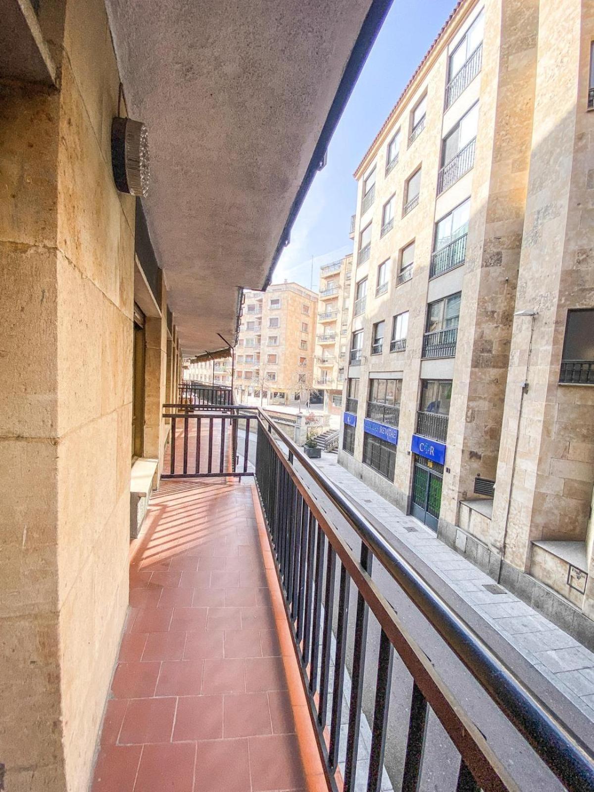 Residencial Leyra, Piso Centrico De 6 Habitaciones, 8 Camas Саламанка Екстериор снимка